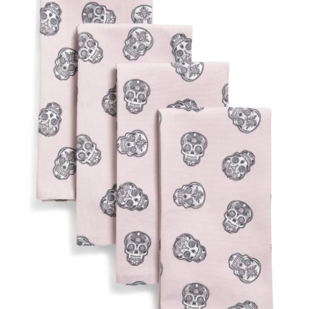 CUPCAKES & CASHMERE Set Of Four All Over Skull Pattern Napkins